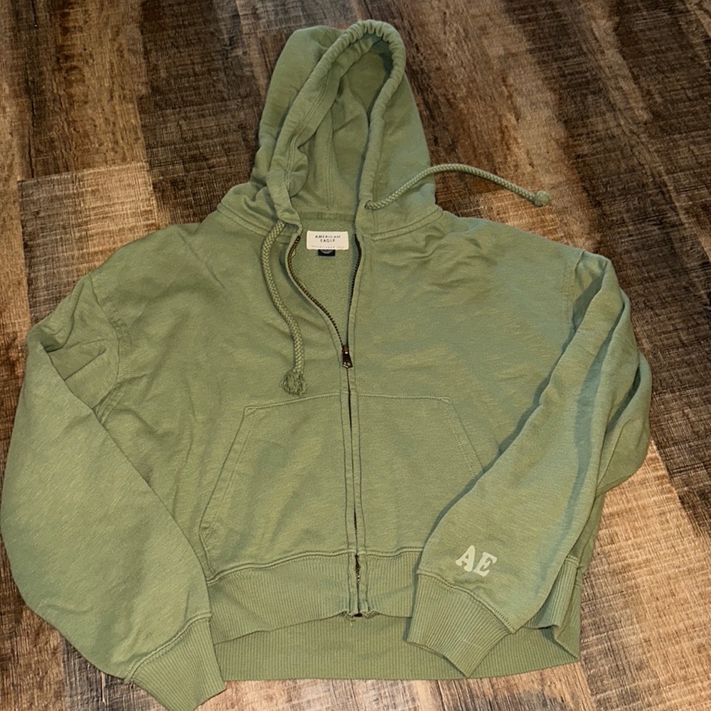 American Eagle zip up